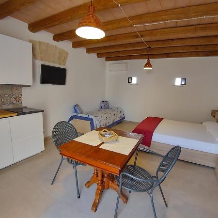 Cava Rossa Apartment Favignana Bagian luar foto